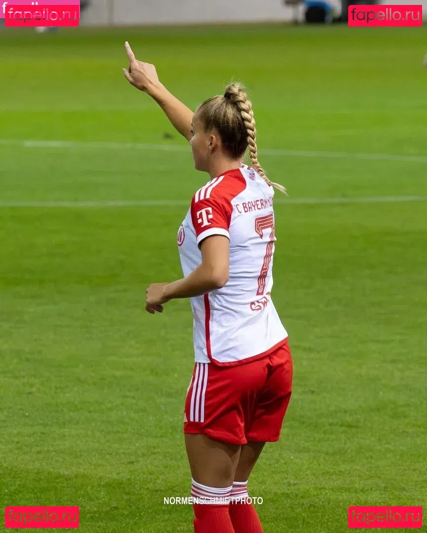 Giulia Gwinn Onlyfans Photo Gallery 