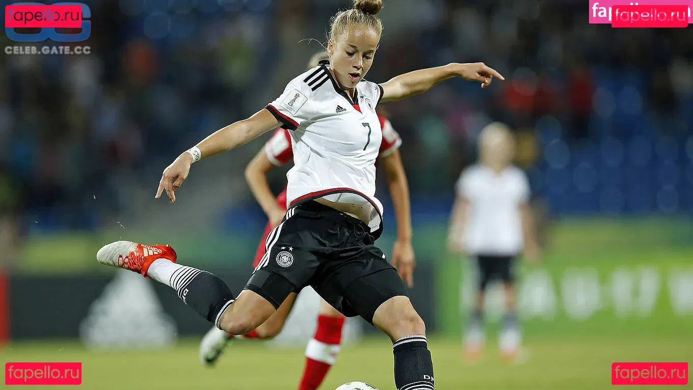 Giulia Gwinn Onlyfans Photo Gallery 