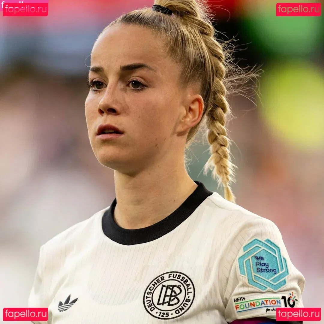 Giulia Gwinn Onlyfans Photo Gallery 