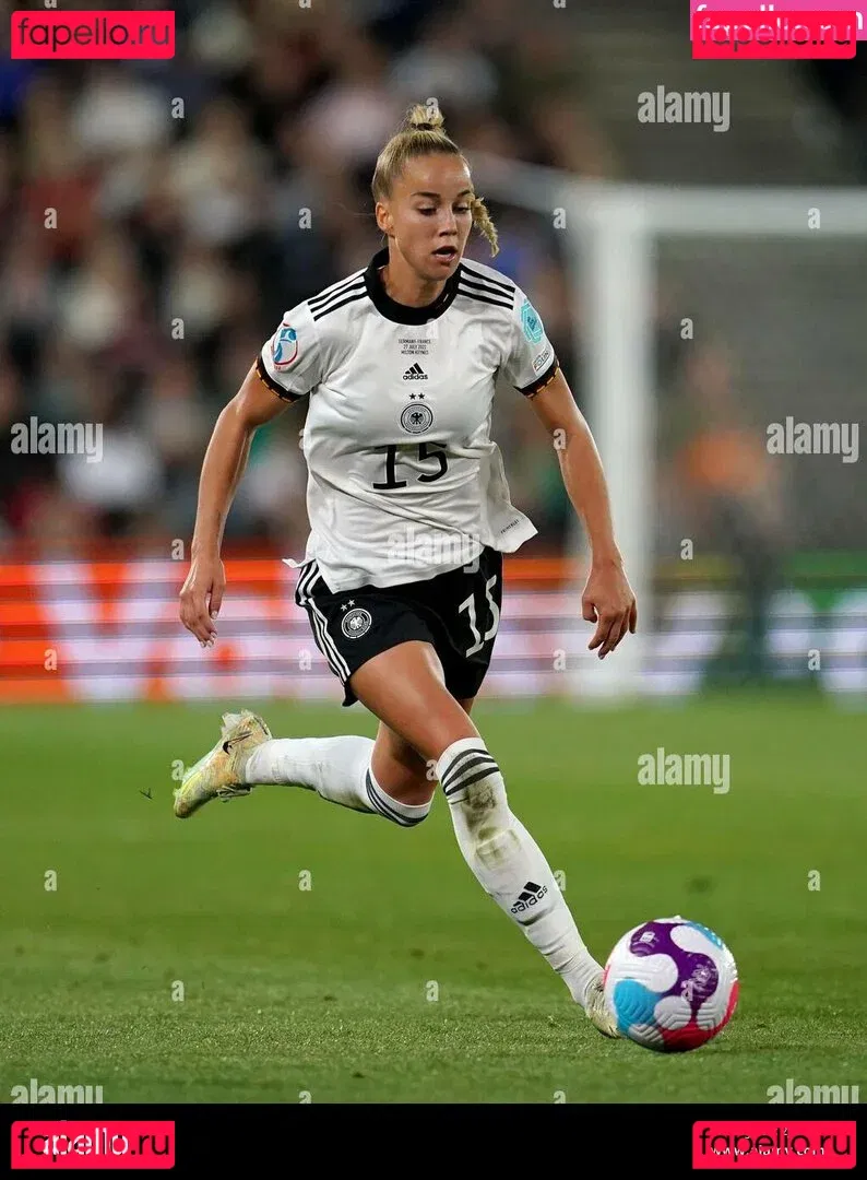 Giulia Gwinn Onlyfans Photo Gallery 