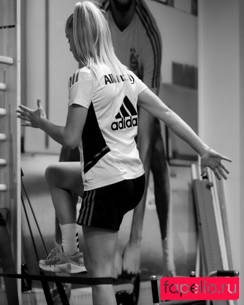 Giulia Gwinn Onlyfans Photo Gallery 