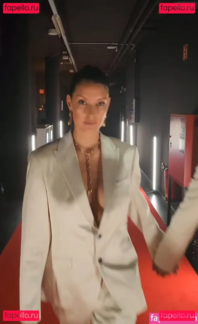 Rebecca Mir Onlyfans Photo Gallery 