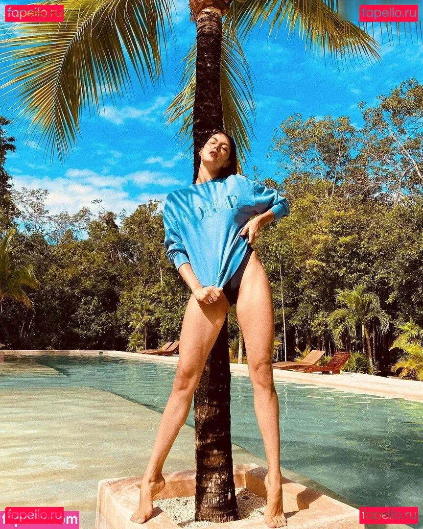 Rebecca Mir Onlyfans Photo Gallery 