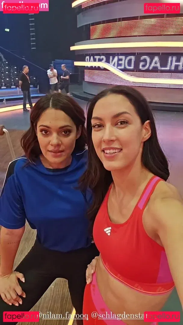 Rebecca Mir Onlyfans Photo Gallery 