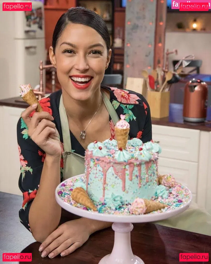 Rebecca Mir Onlyfans Photo Gallery 