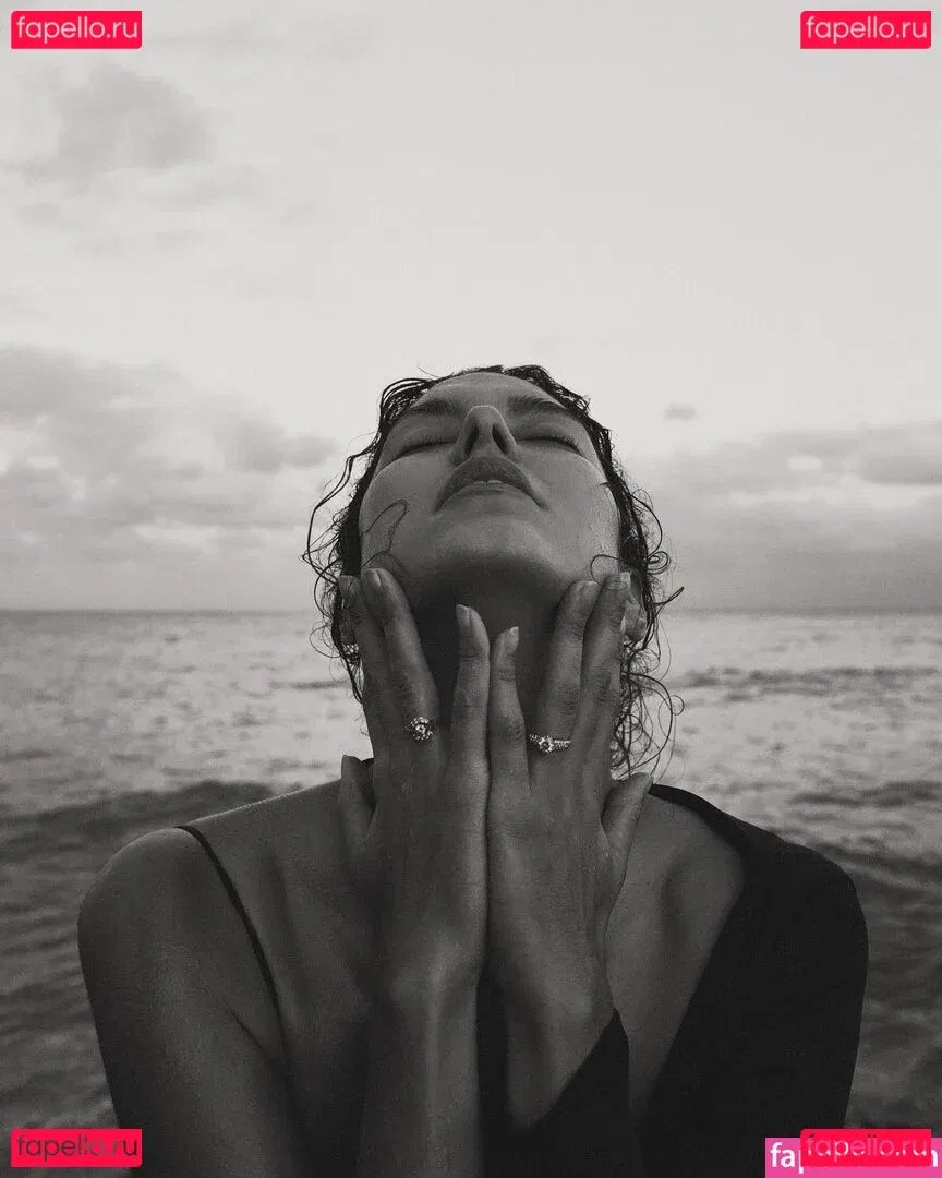 Rebecca Mir Onlyfans Photo Gallery 