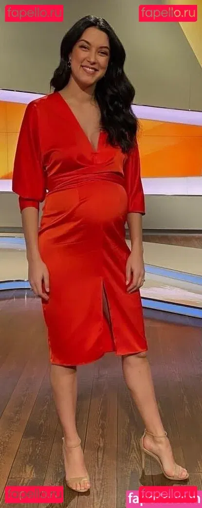 Rebecca Mir Onlyfans Photo Gallery 