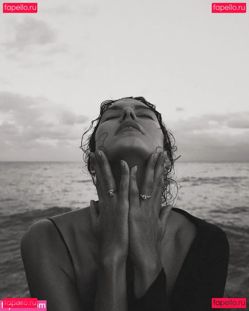 Rebecca Mir Onlyfans Photo Gallery 