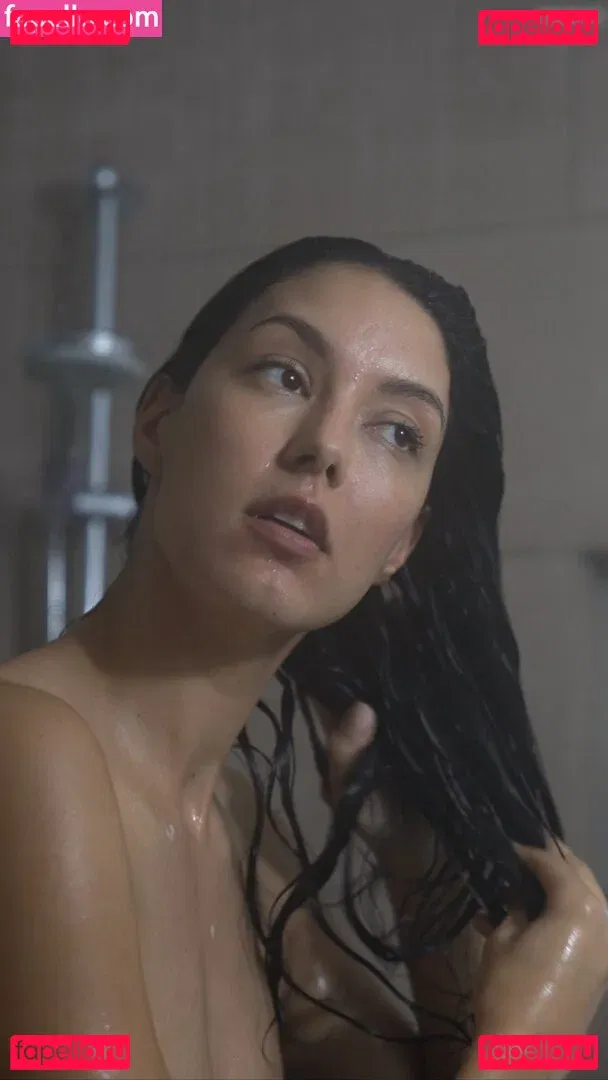 Rebecca Mir Onlyfans Photo Gallery 