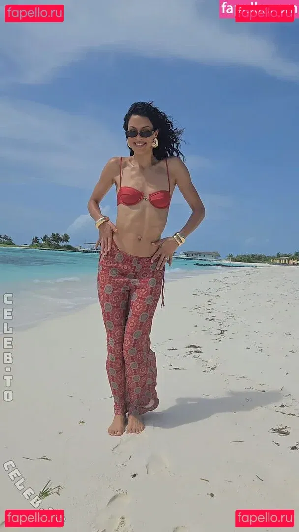 Rebecca Mir Onlyfans Photo Gallery 