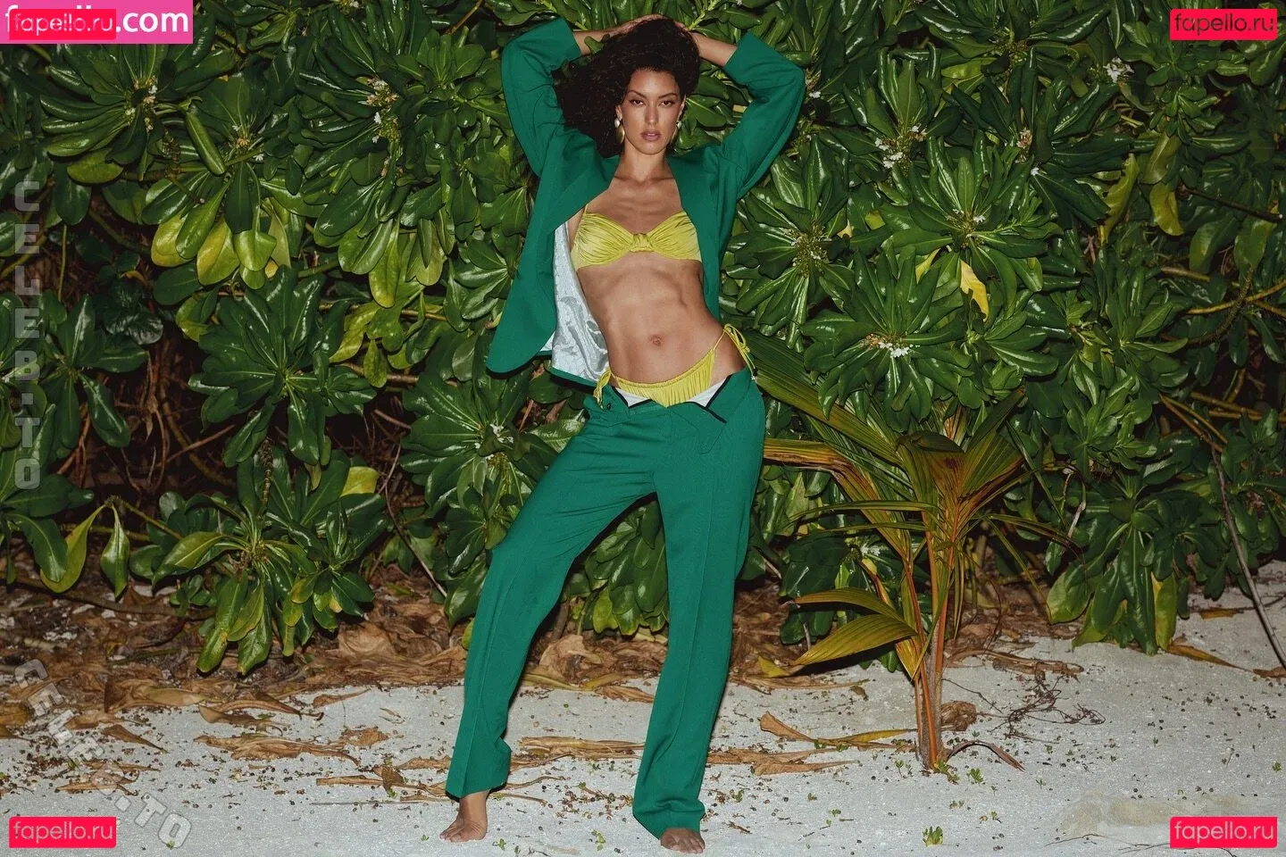 Rebecca Mir Onlyfans Photo Gallery 