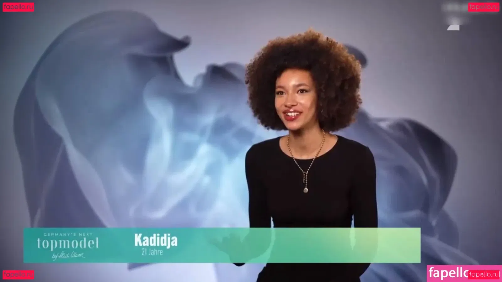 Rebecca Mir Onlyfans Photo Gallery 