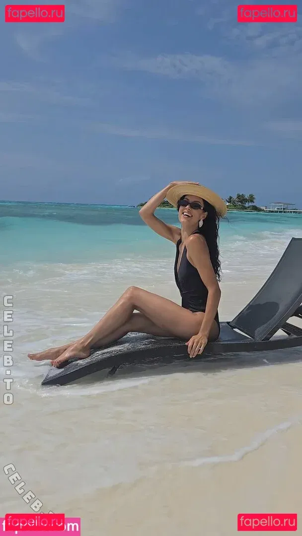 Rebecca Mir Onlyfans Photo Gallery 