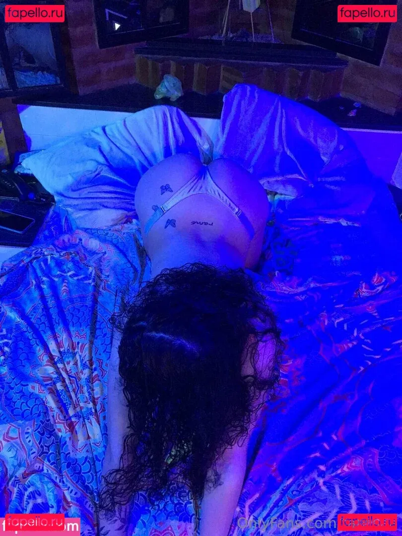 Tati Onlyfans Photo Gallery 