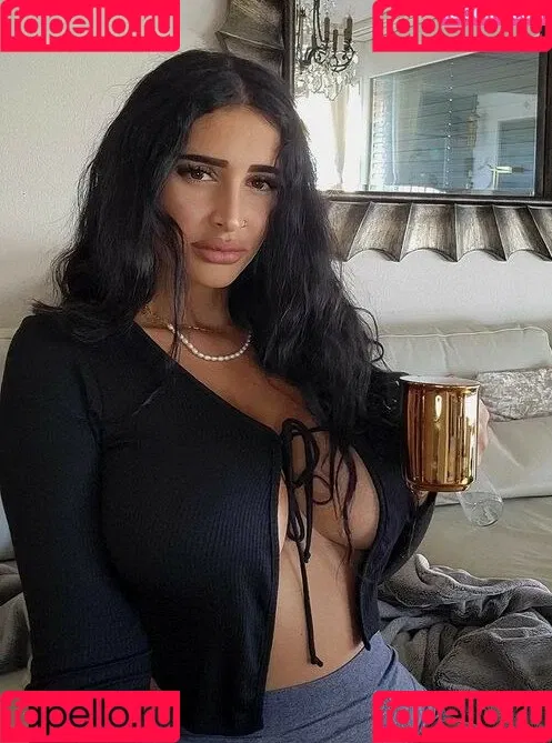 Tania Barbosa Onlyfans Photo Gallery 