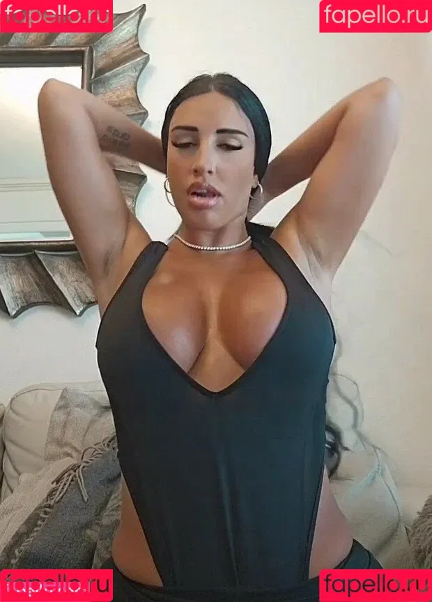 Tania Barbosa Onlyfans Photo Gallery 