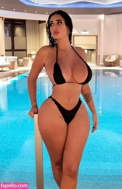 Tania Barbosa Onlyfans Photo Gallery 