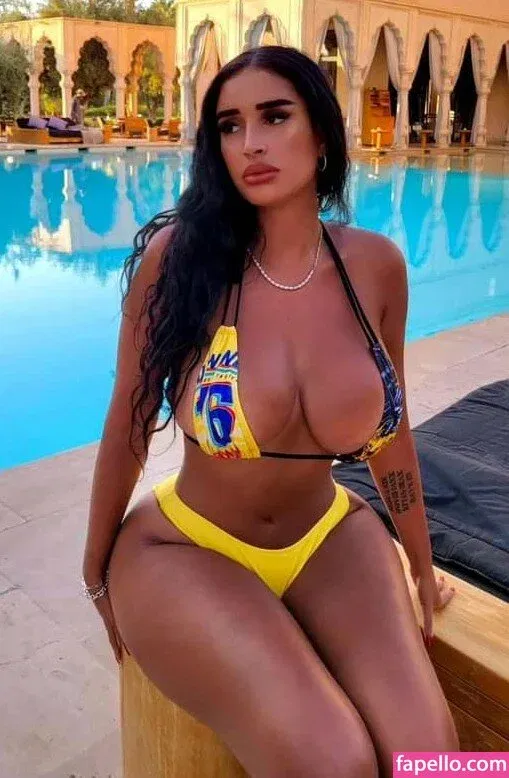 Tania Barbosa Onlyfans Photo Gallery 
