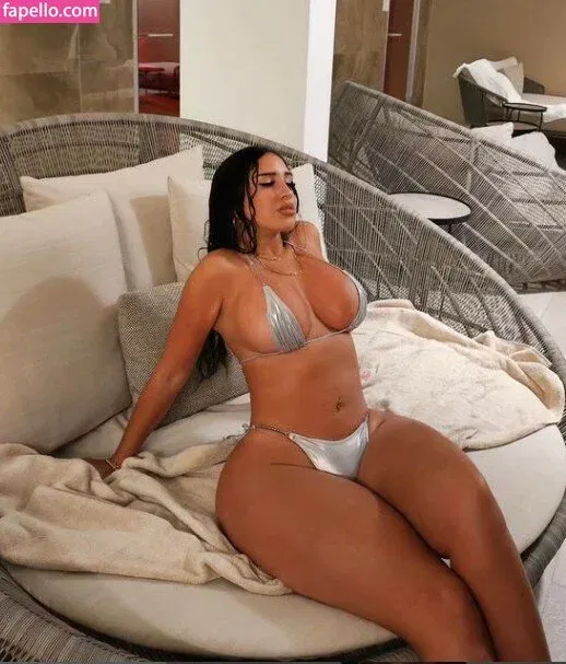 Tania Barbosa Onlyfans Photo Gallery 