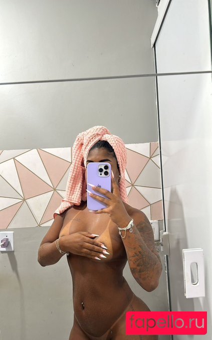 OFC Karenn Onlyfans Photo Gallery 