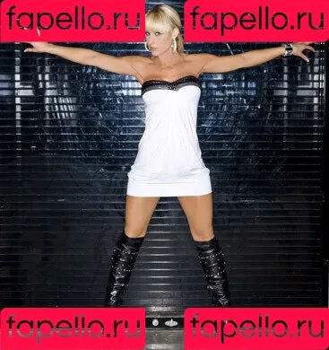 WWE Michelle McCool Onlyfans Photo Gallery 