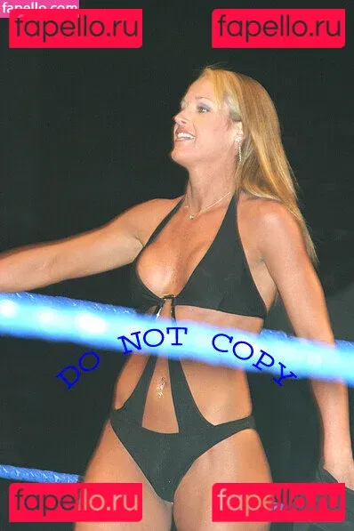 WWE Michelle McCool Onlyfans Photo Gallery 