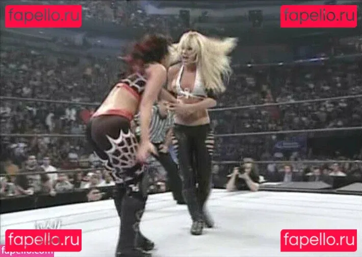 WWE Michelle McCool Onlyfans Photo Gallery 