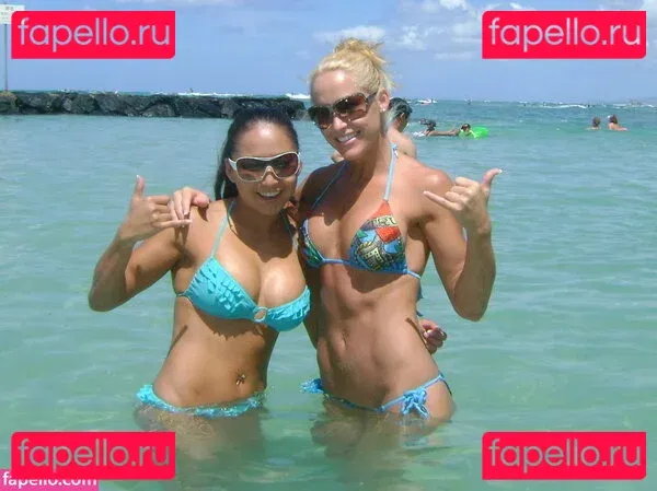 WWE Michelle McCool Onlyfans Photo Gallery 