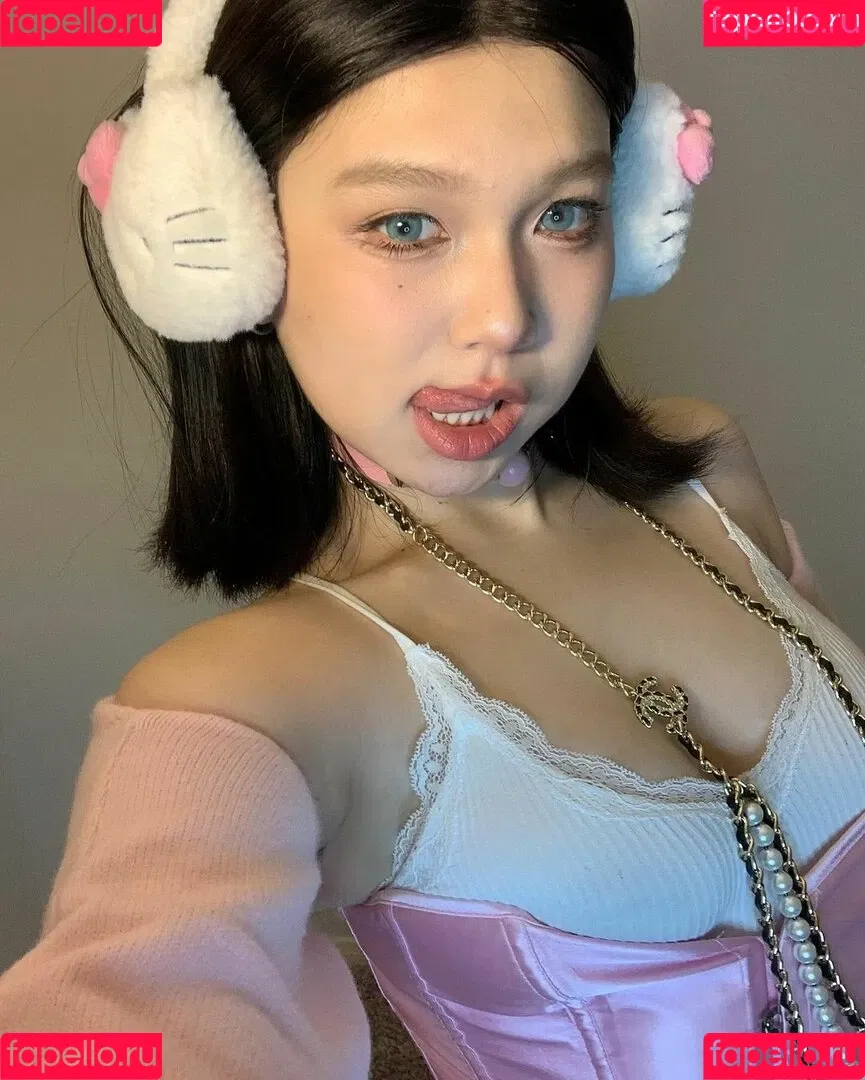 zhang_xinmu Onlyfans Photo Gallery 