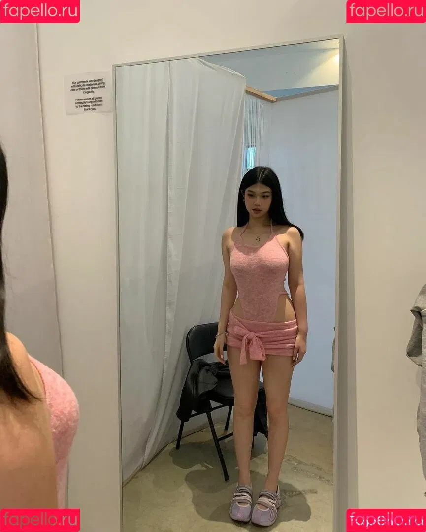 zhang_xinmu Onlyfans Photo Gallery 