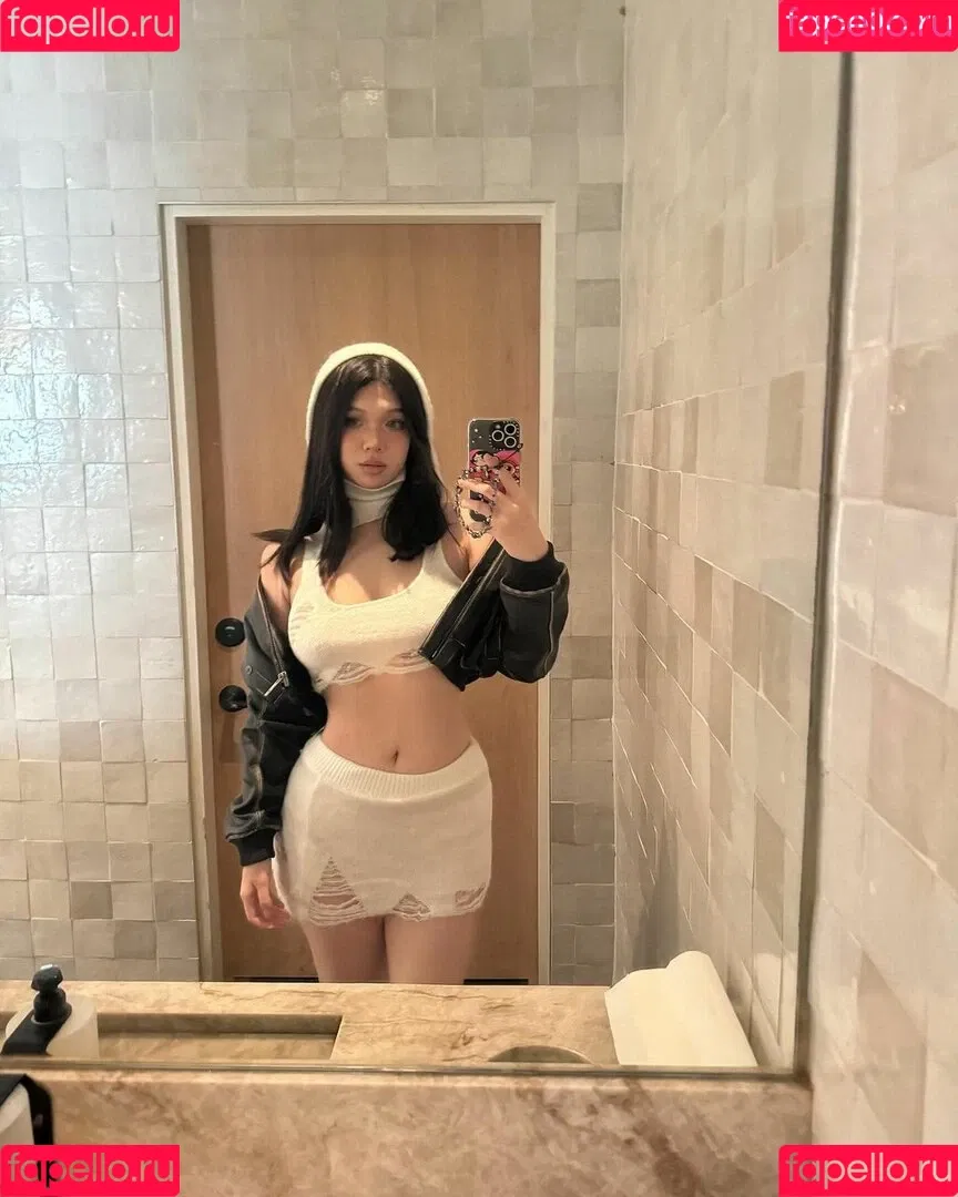 zhang_xinmu Onlyfans Photo Gallery 