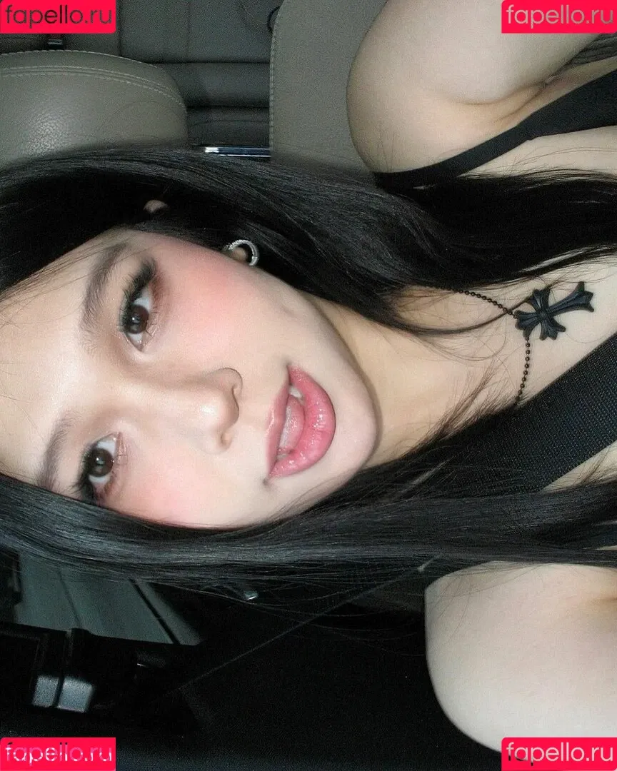 zhang_xinmu Onlyfans Photo Gallery 