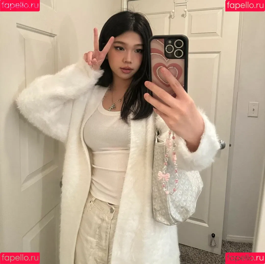 zhang_xinmu Onlyfans Photo Gallery 