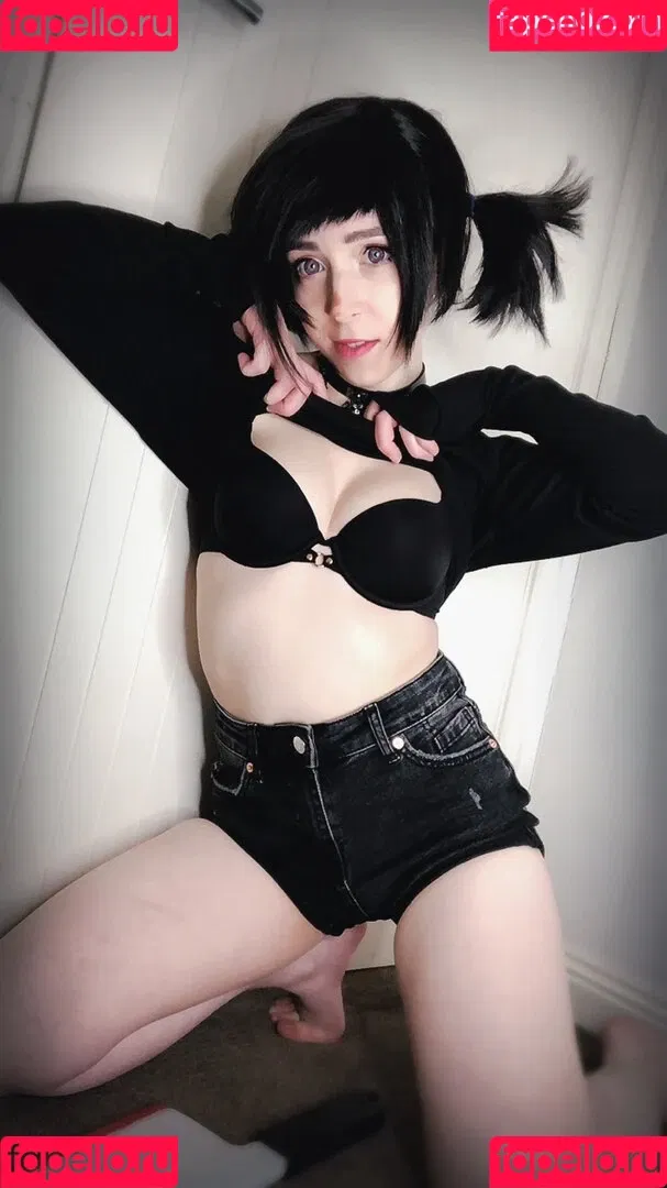 Knifearella Onlyfans Photo Gallery 