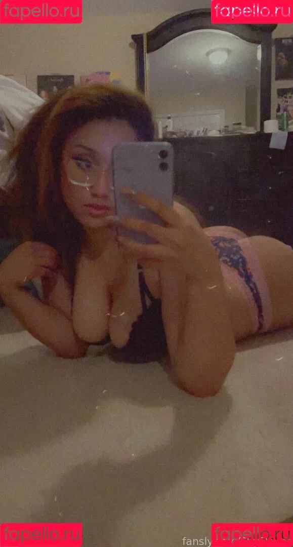 Shy Flavor Onlyfans Photo Gallery 