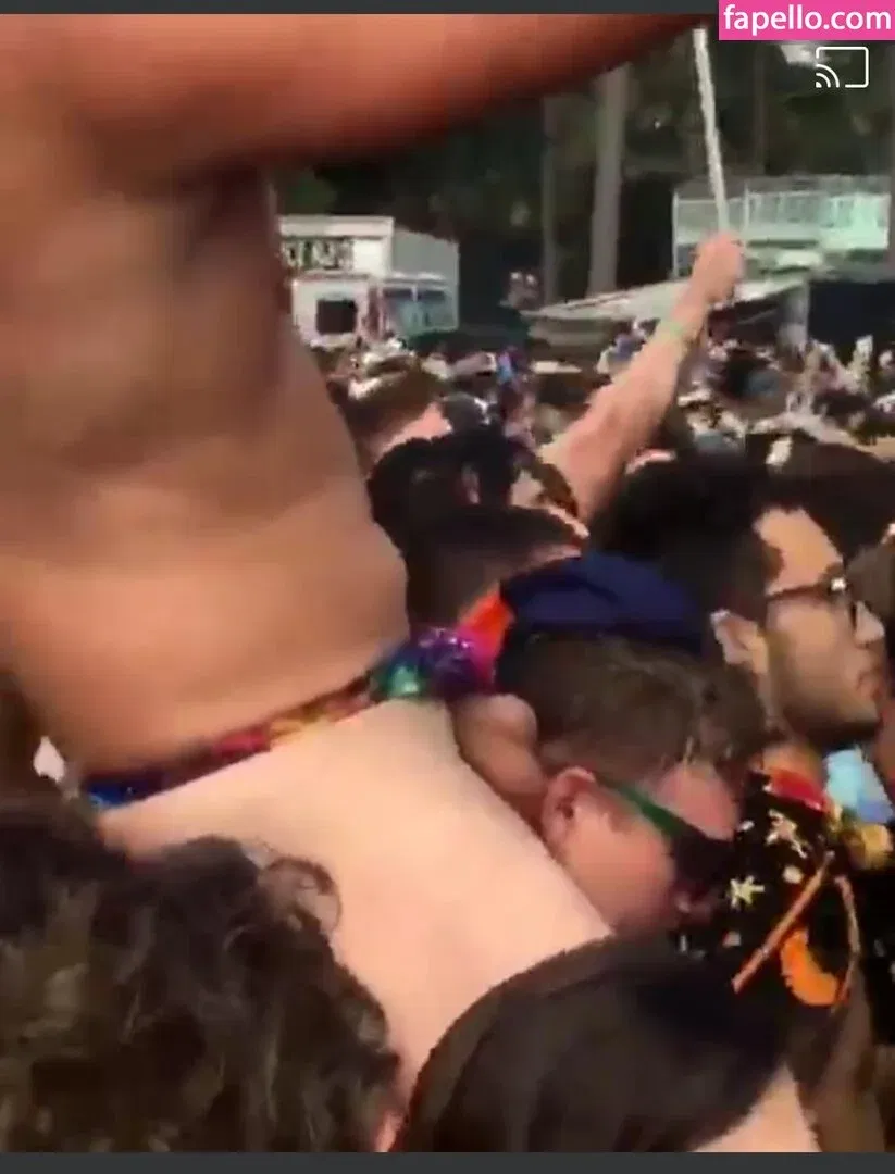 NSFW Funny Onlyfans Photo Gallery 