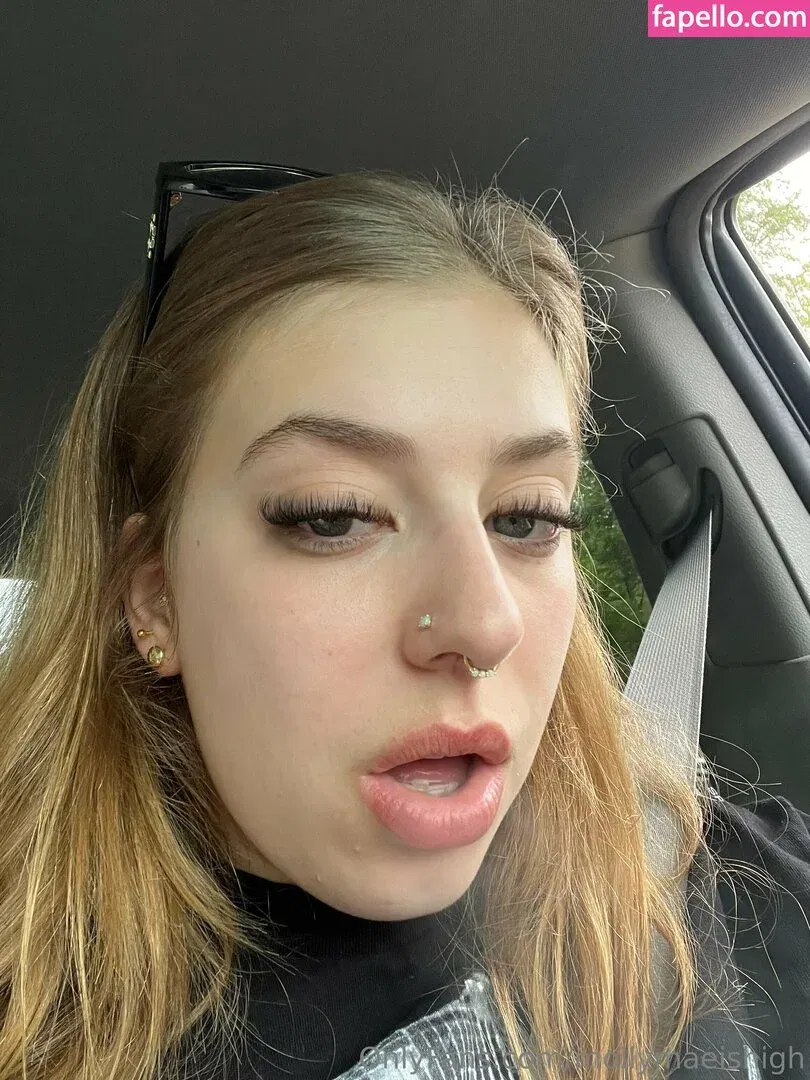 mollymaeishigh Onlyfans Photo Gallery 