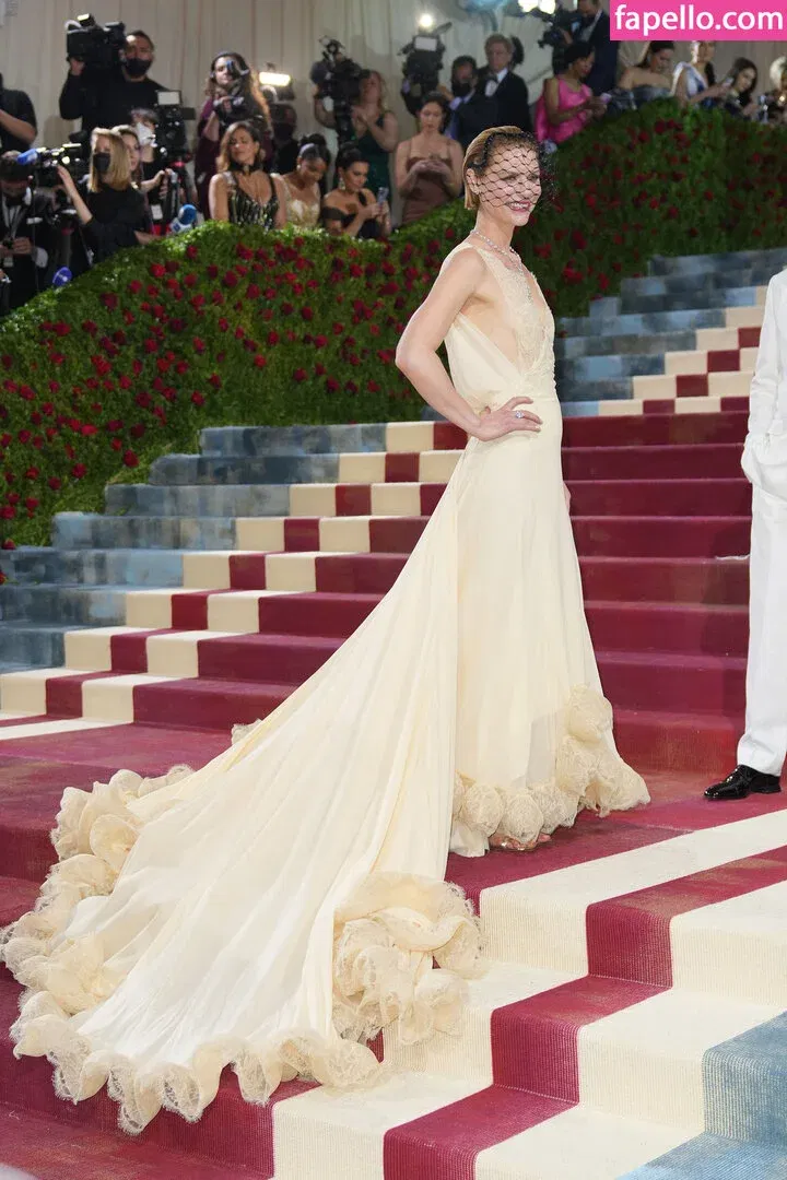 Claire Danes Onlyfans Photo Gallery 