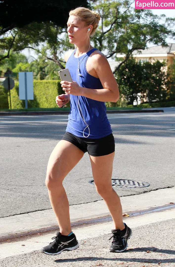 Claire Danes Onlyfans Photo Gallery 