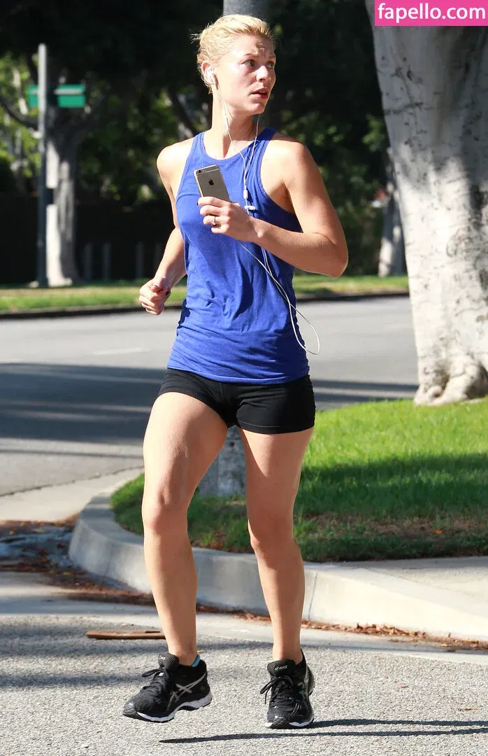 Claire Danes Onlyfans Photo Gallery 