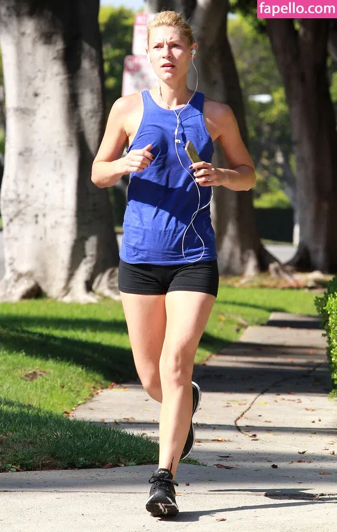 Claire Danes Onlyfans Photo Gallery 