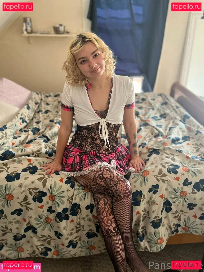 pansleylive Onlyfans Photo Gallery 