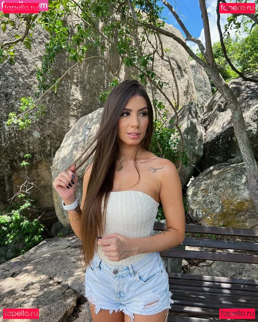 Maria Lina Onlyfans Photo Gallery 