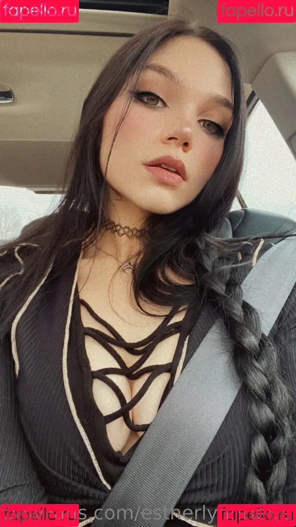 estherlynnriefree Onlyfans Photo Gallery 