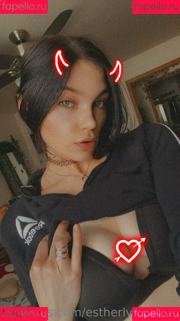 estherlynnriefree Onlyfans Photo Gallery 