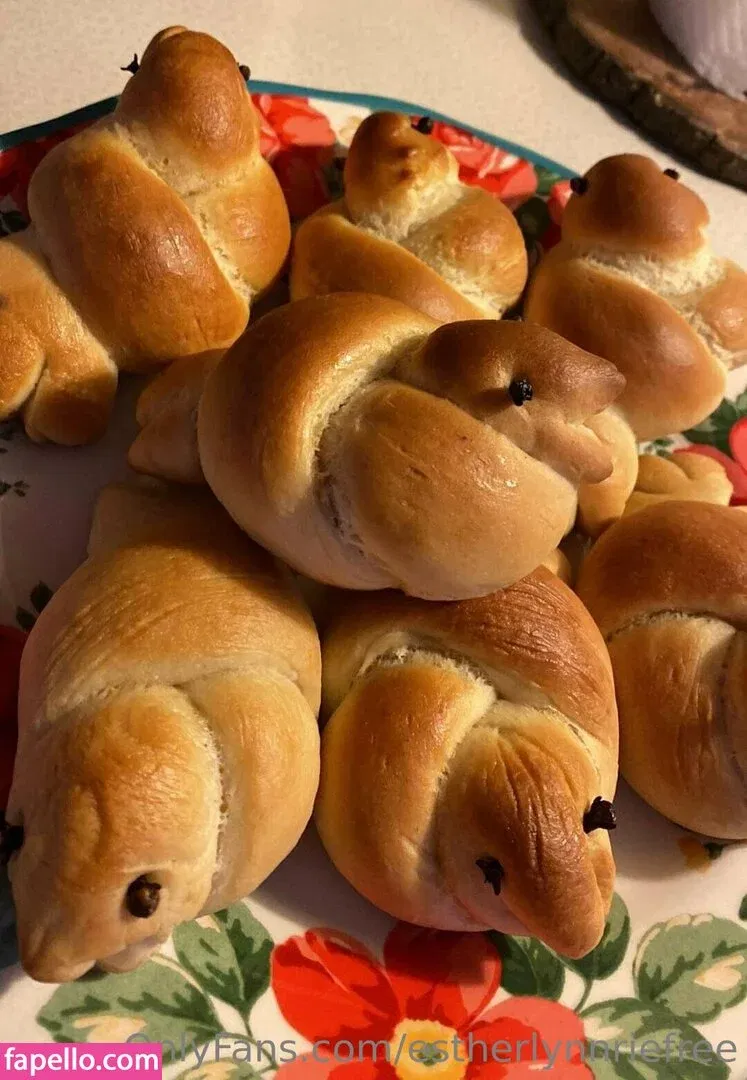 estherlynnriefree Onlyfans Photo Gallery 