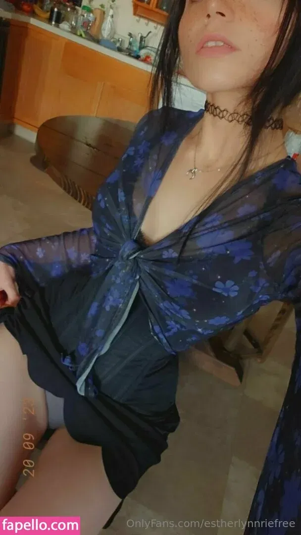 estherlynnriefree Onlyfans Photo Gallery 