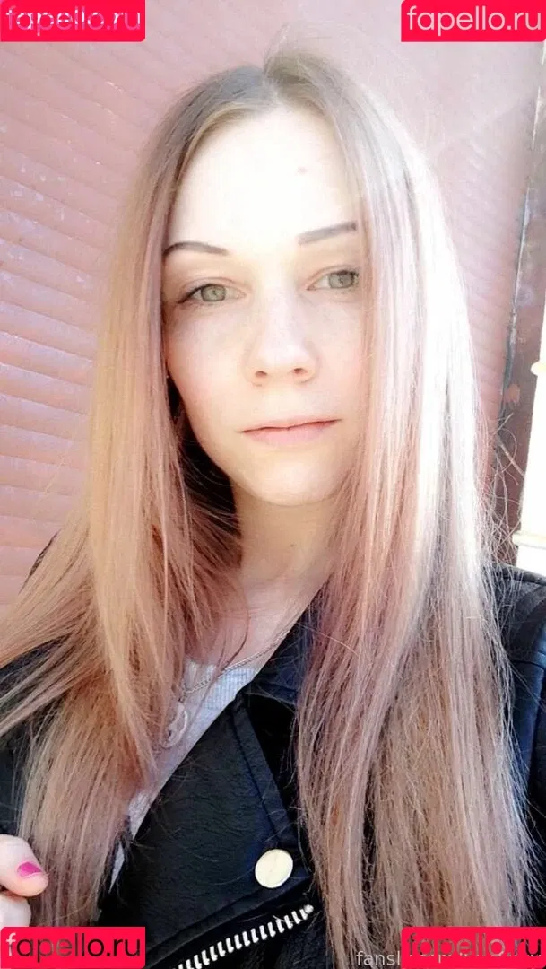 LeaFoxy Onlyfans Photo Gallery 