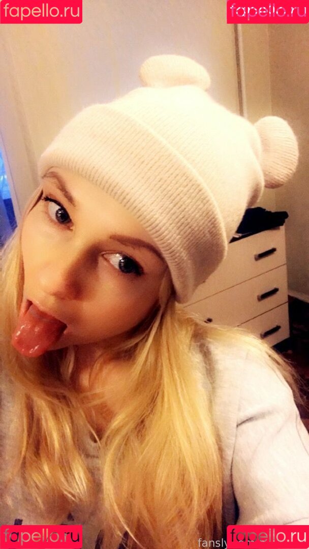 LeaFoxy Onlyfans Photo Gallery 