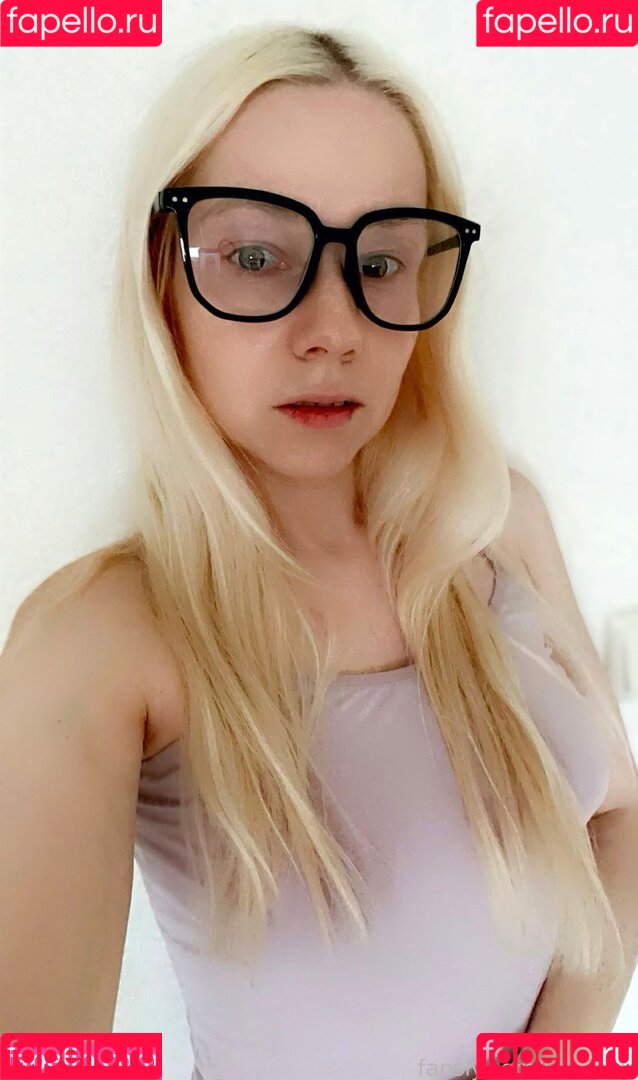 LeaFoxy Onlyfans Photo Gallery 